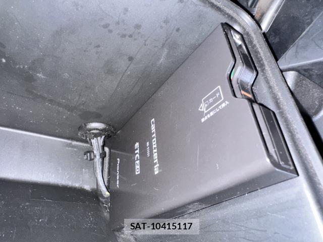Suzuki JIMNY 2022-06 8855592-13