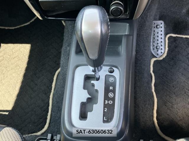 Suzuki JIMNY 2018-04 8856727-16