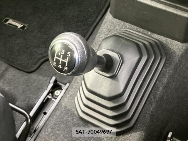 Suzuki JIMNY 2019-07 8856956-17