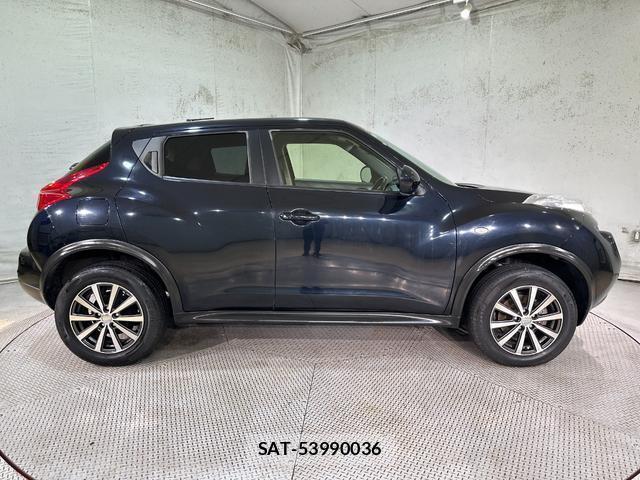 Nissan JUKE 2012-04 8855642-13