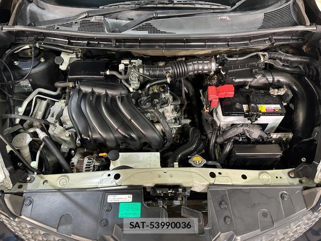 Nissan JUKE 2012-04 8855642-17