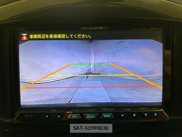 Nissan JUKE 2012-04 8855642-2
