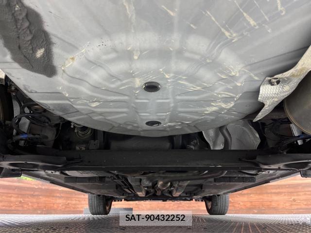 Nissan KICKS 2020-06 8854314-19