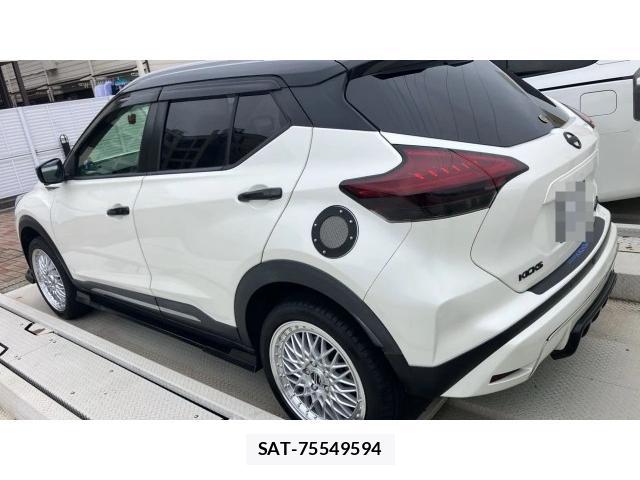 Nissan KICKS 2020-12 8854949-13