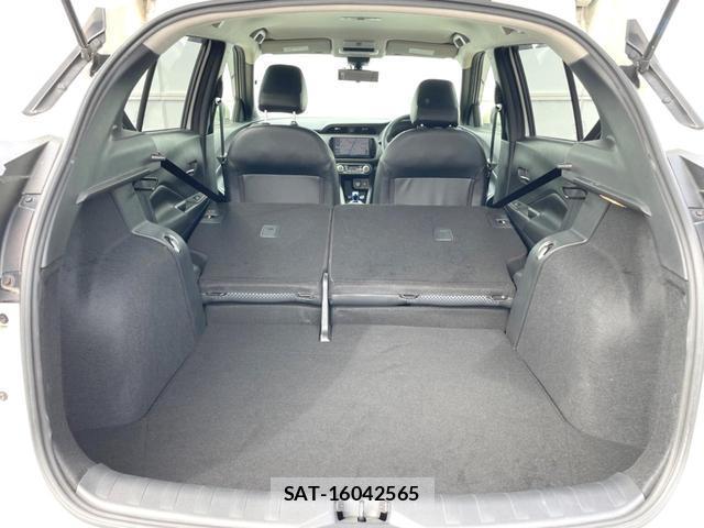 Nissan KICKS 2021-11 8854986-9
