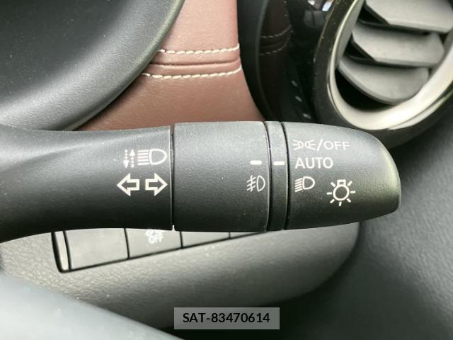 Nissan KICKS 2023-09 8857005-15