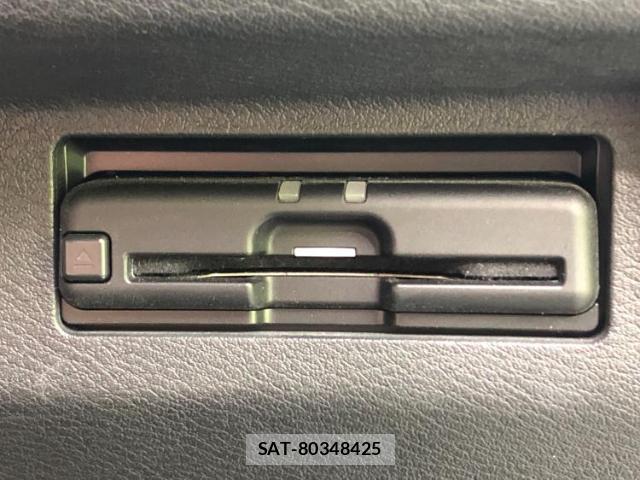 Nissan KIX 2021-10 8856866-17