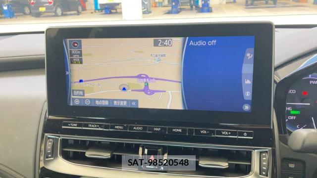 Toyota KLUGER HYBRID 2021-04 8854516-10