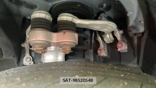 Toyota KLUGER HYBRID 2021-04 8854516-12