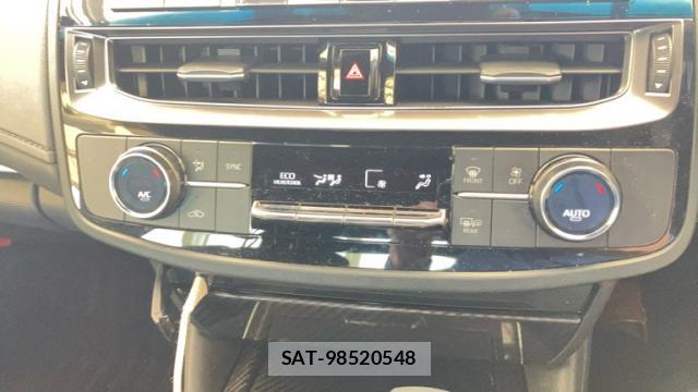 Toyota KLUGER HYBRID 2021-04 8854516-14