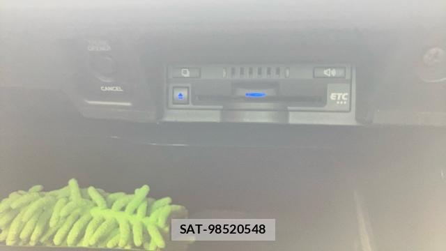Toyota KLUGER HYBRID 2021-04 8854516-16
