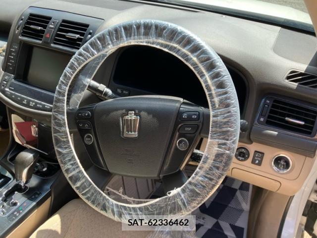 Toyota KLUGER HYBRID 2009-09 8854557-16