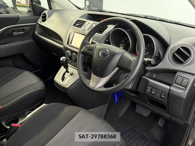 Nissan LAFESTA 2012-03 8856488-12