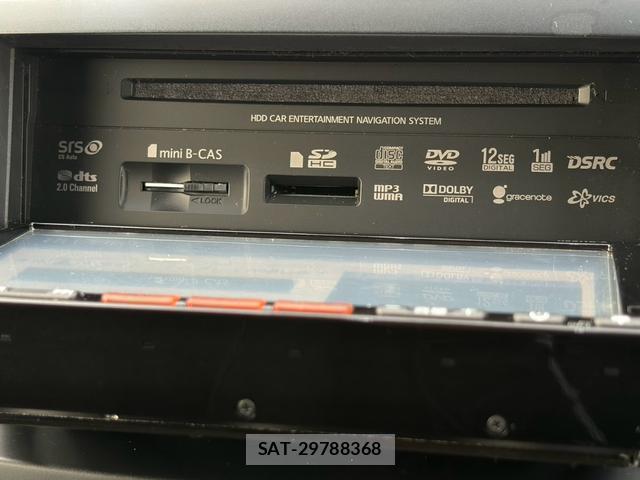 Nissan LAFESTA 2012-03 8856488-19