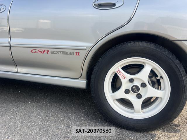 Mitsubishi LANCER 2024-03 8856482-18