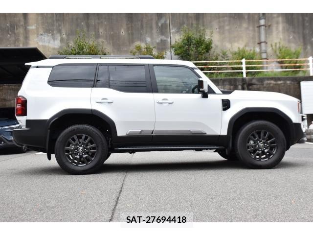 Toyota Land Cruiser 250 2024-10 8854061-4