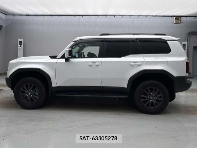 Toyota Land Cruiser 250 2024-12 8854357-13
