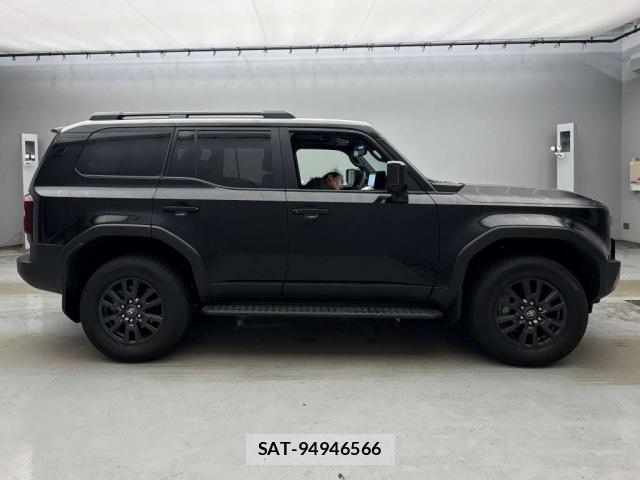 Toyota Land Cruiser 250 2024-10 8856056-15