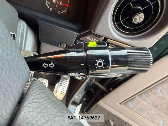 Toyota Land Cruiser 70 1998-02 8855233-14