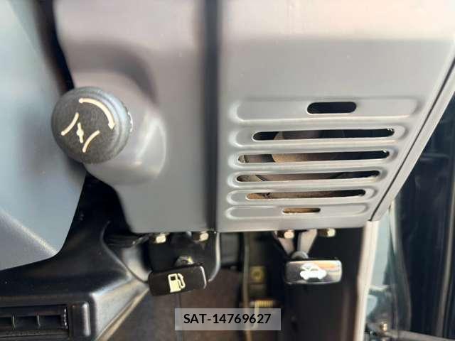 Toyota Land Cruiser 70 1998-02 8855233-16