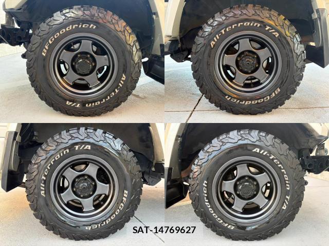 Toyota Land Cruiser 70 1998-02 8855233-18