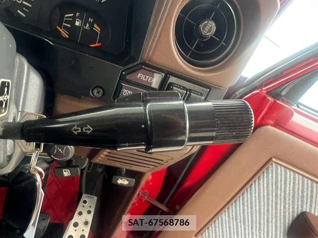 Toyota Land Cruiser 70 1990-08 8855234-15