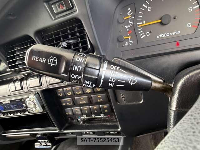 Toyota Land Cruiser 80 1994-01 8855232-12