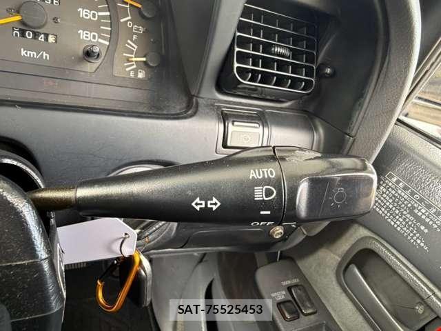 Toyota Land Cruiser 80 1994-01 8855232-13