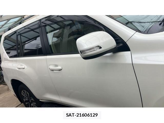 Toyota LAND CRUISER PRADO 2023-06 8854952-3