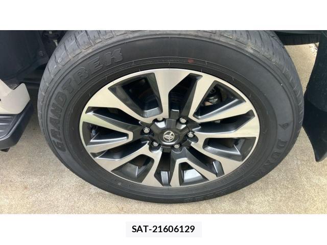 Toyota LAND CRUISER PRADO 2023-06 8854952-8