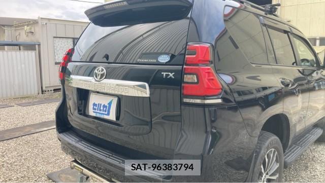 Toyota LAND CRUISER PRADO 2018-07 8855294-1