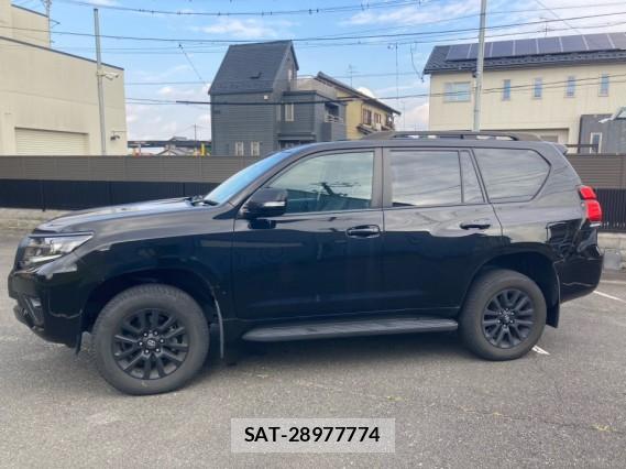 Toyota LAND CRUISER PRADO 2022-10 8855334-10