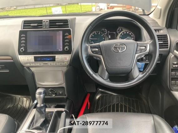 Toyota LAND CRUISER PRADO 2022-10 8855334-16