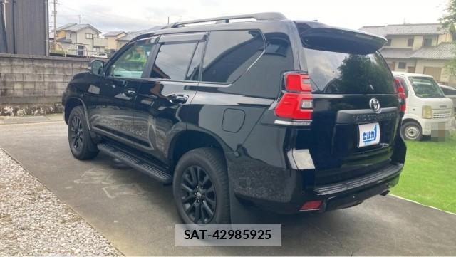 Toyota LAND CRUISER PRADO 2023-03 8855346-13