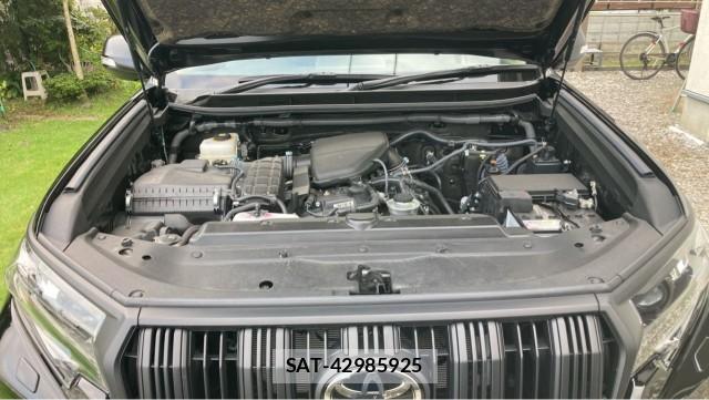 Toyota LAND CRUISER PRADO 2023-03 8855346-7