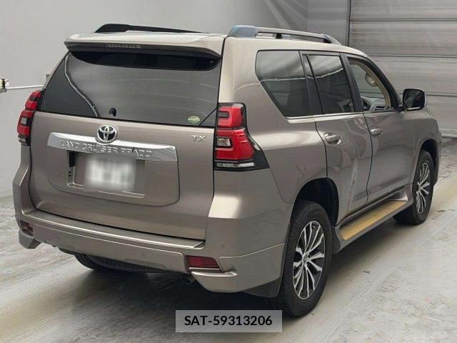 Toyota LAND CRUISER PRADO 2018-03 8855759-1