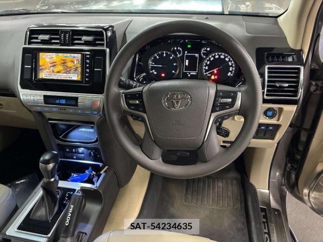 Toyota LAND CRUISER PRADO 2023-04 8855798-2