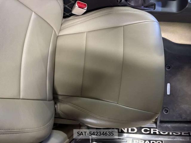 Toyota LAND CRUISER PRADO 2023-04 8855798-4