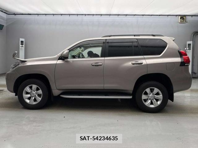 Toyota LAND CRUISER PRADO 2023-04 8855798-9