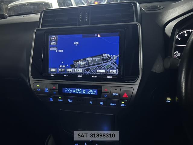 Toyota LAND CRUISER PRADO 2018-05 8856648-10