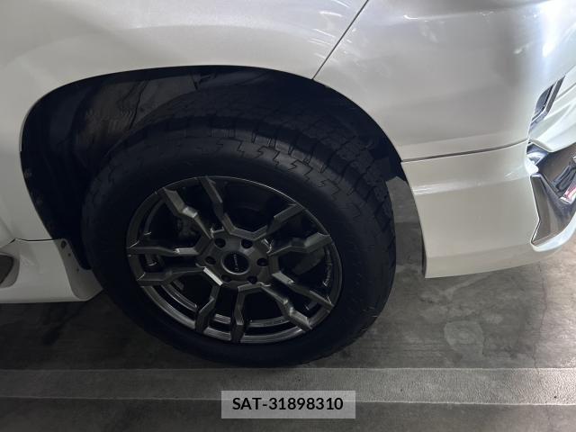 Toyota LAND CRUISER PRADO 2018-05 8856648-7