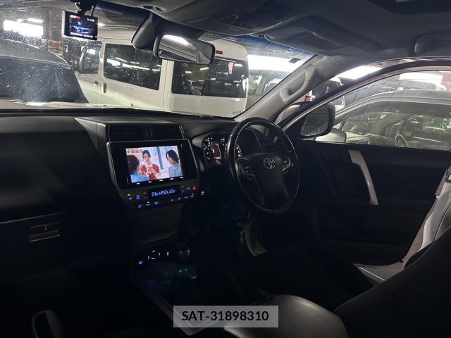 Toyota LAND CRUISER PRADO 2018-05 8856648-8