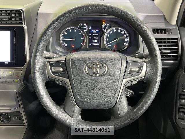 Toyota LAND CRUISER PRADO 2020-04 8856796-11