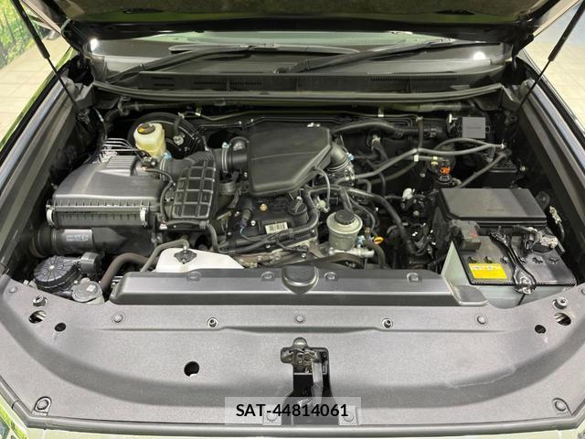 Toyota LAND CRUISER PRADO 2020-04 8856796-18