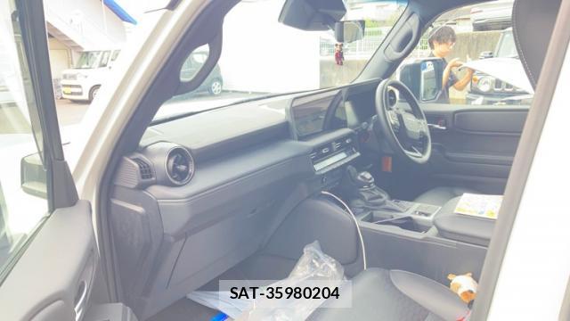 Toyota LAND CRUISER 2025-03 8853919-16