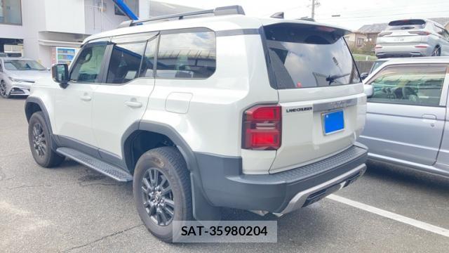 Toyota LAND CRUISER 2025-03 8853919-2