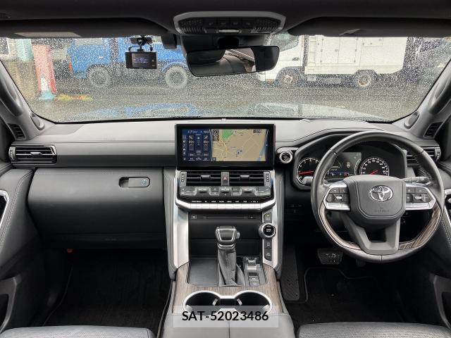 Toyota LAND CRUISER 2023-04 8854641-2
