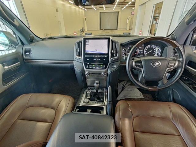Toyota LAND CRUISER 2018-05 8855470-2