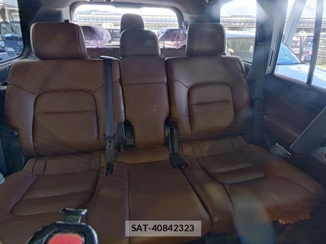 Toyota LAND CRUISER 2018-05 8855470-3