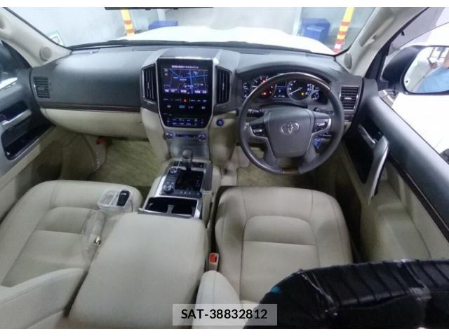 Toyota LAND CRUISER 2020-03 8856552-2